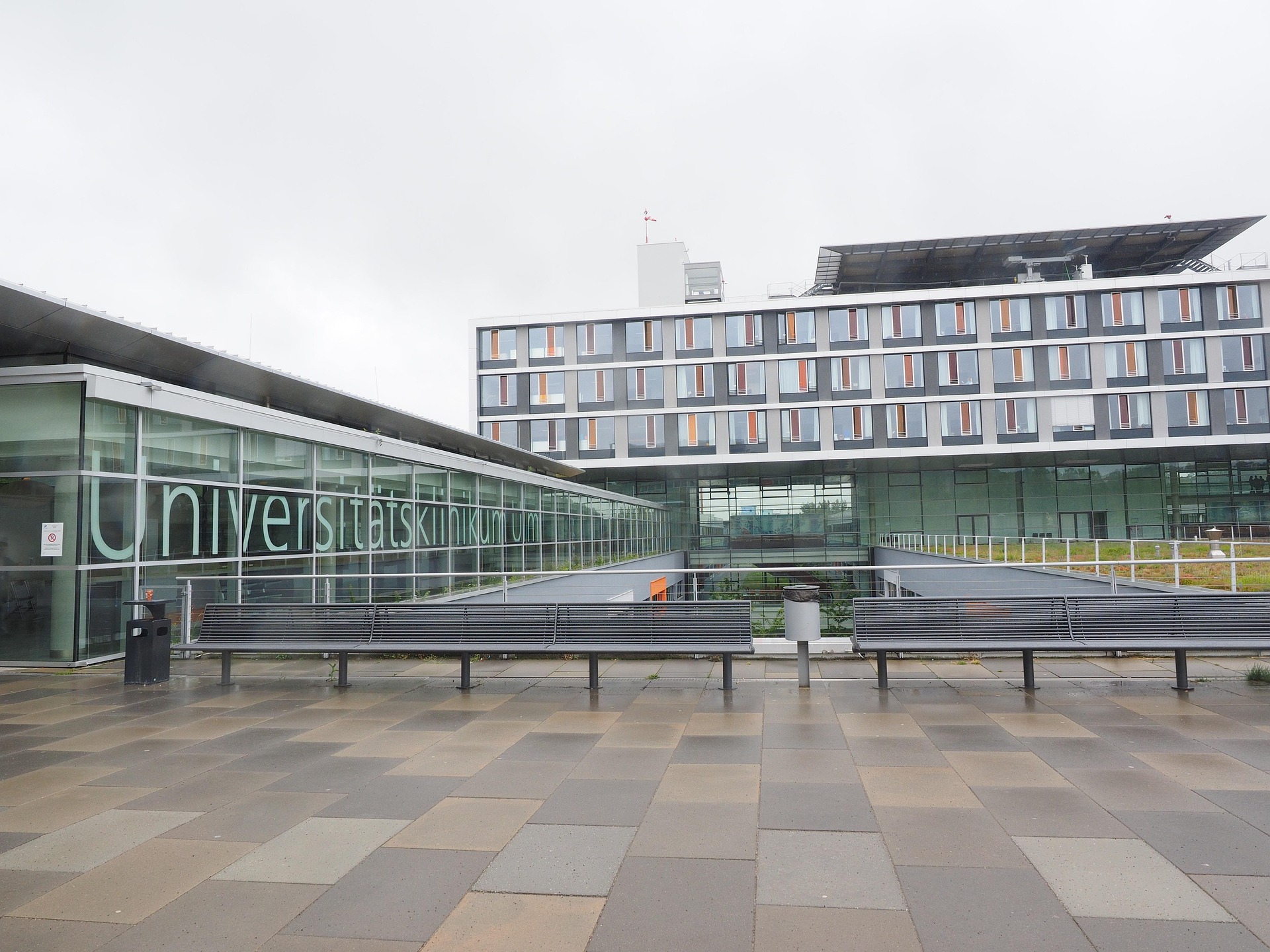 university-hospital-ulm-1366020_1920